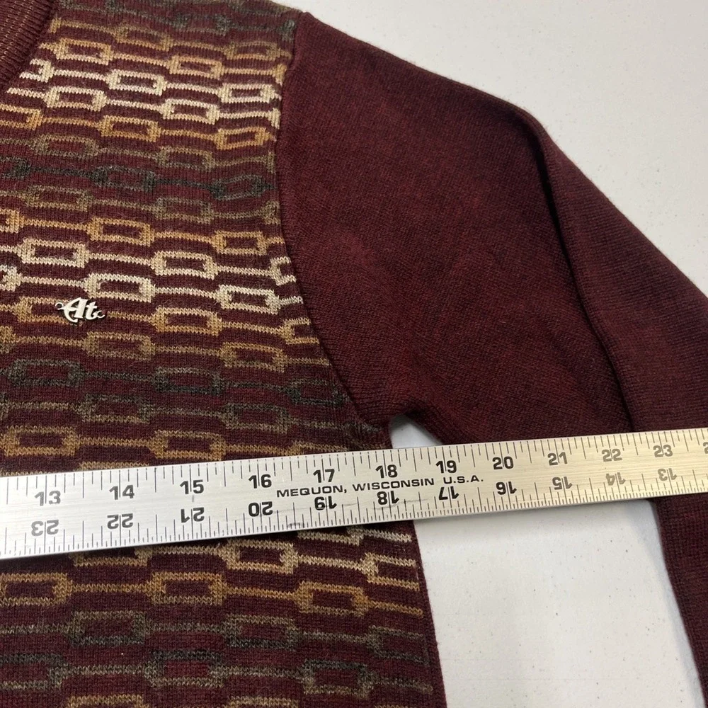 Atam Sweater Scottish Blend Wool Premium Pullover Mens‎ 38 M Maroon Geometric